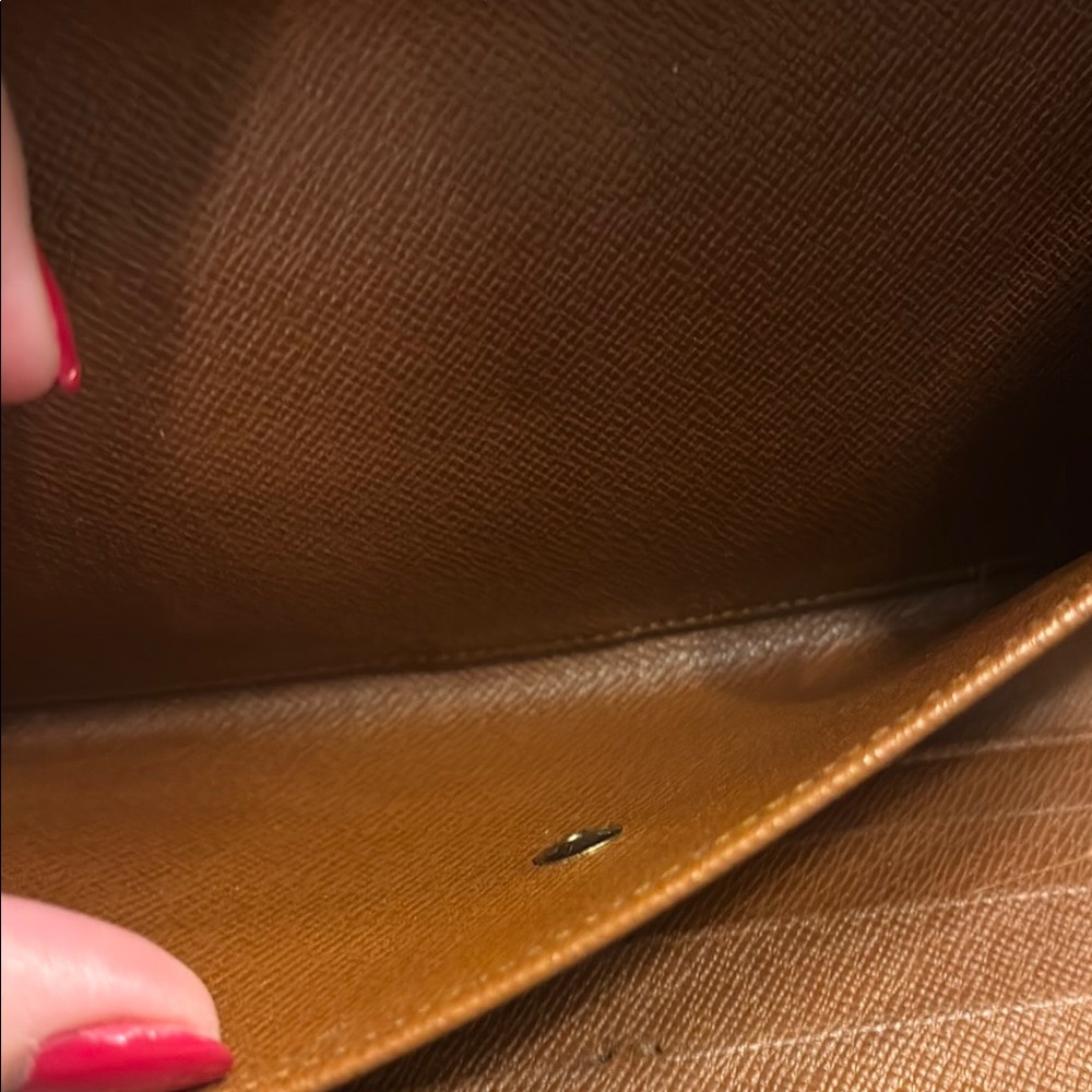 🚫🚫SOLD🚫🚫 LV Wallet w/COA - Picture 7 of 12